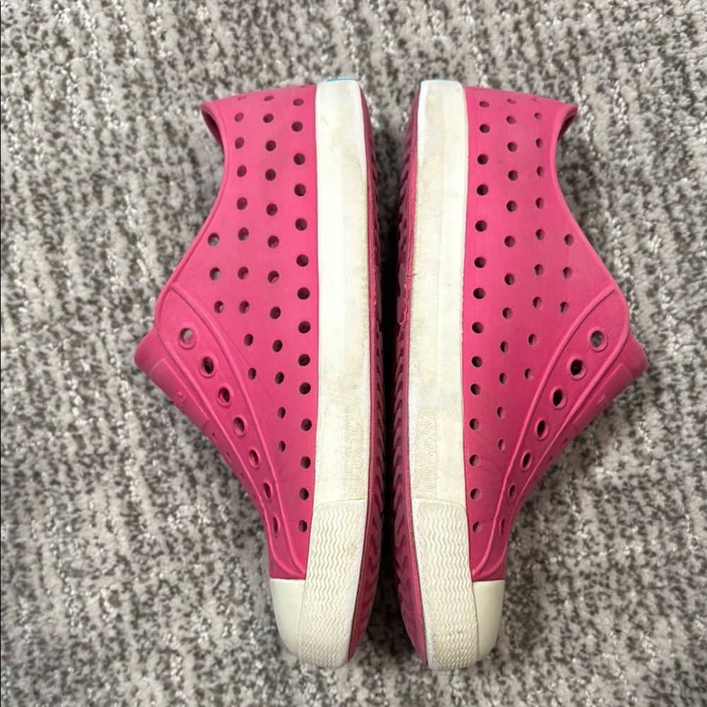 Native Kids Shoes - Pink and White - Picture 5 of 6